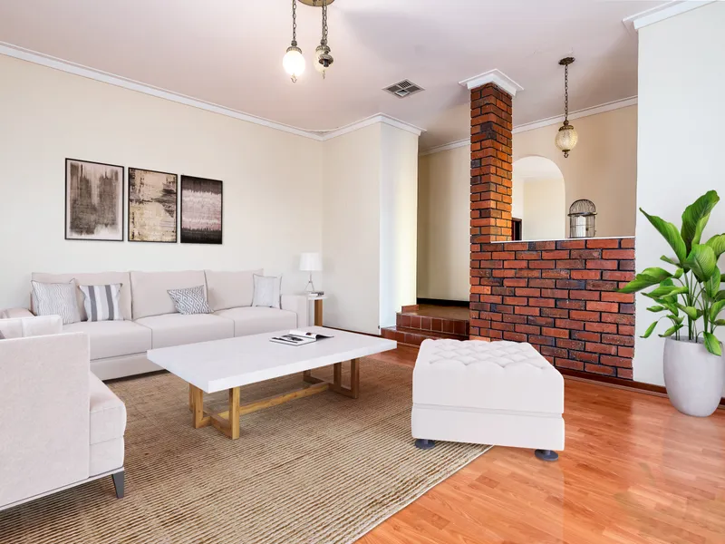 CHARACTER AND CHARM IN THE ULTIMATE LIFESTYLE LOCATION!