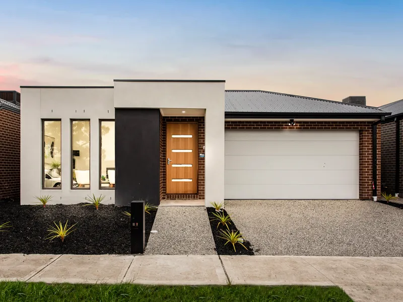 Stunning 1 Year old home in the heart of Kalkallo.