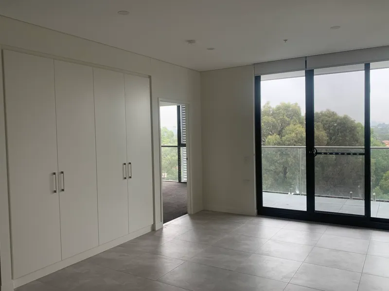 BRAND NEW UNIT IN VILLAWOOD