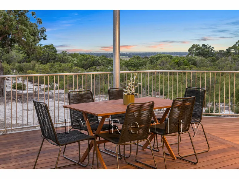 BAY TO BUSSELTON VIEWS