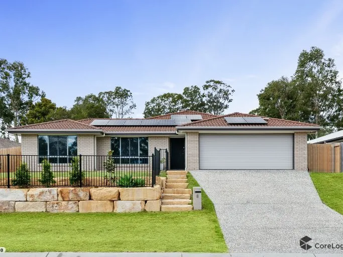 Spacious, Modern & Massive Entertainment Area