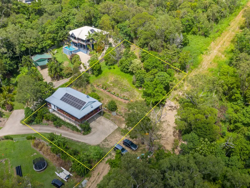 UNDER CONTRACT - NEARLY 1/2 ACRE IN CENTRAL CANNONVALE