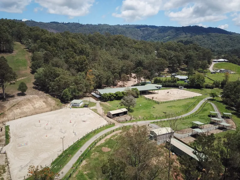 FANTASTIC EQUESTRIAN OPPORTUNITY