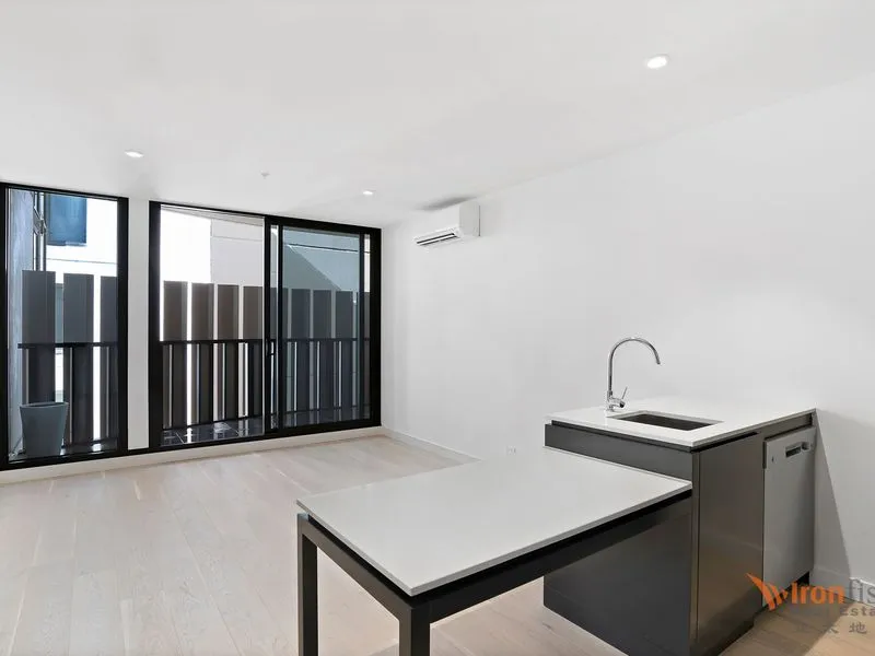FEEL REFRESHED AND REJUVENATED! *****ONE BEDROOM PLUS STUDY *****
