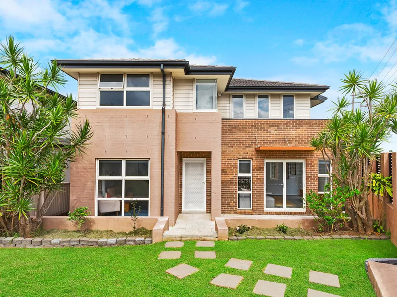 Stylishly appointed family home in a quiet pocket