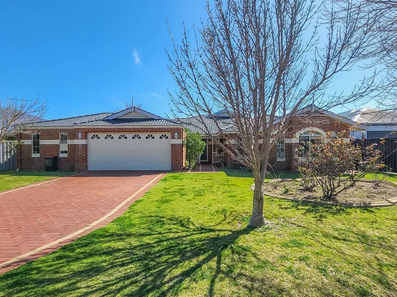 Family Home In Anchorage Estate