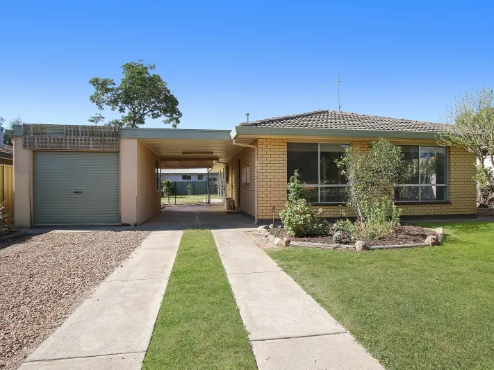 MODERN FAMILY HOME IN A GREAT LOCATION