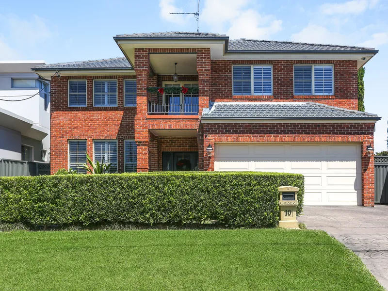 Expansive family entertainer in peaceful setting