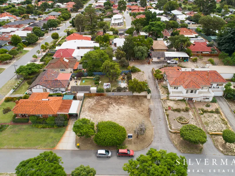 Heading - Prime land with views