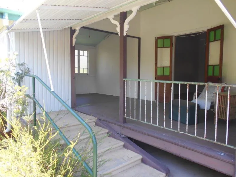 PRIVACY IN TOWN - OUT OF KNOWN FLOOD !