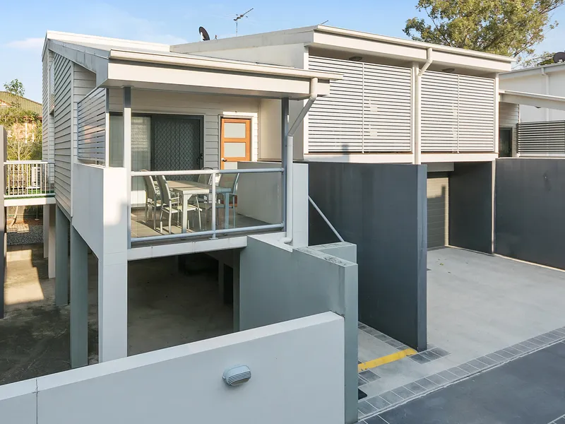 Stunning townhouse in secure complex