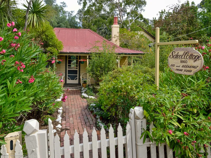 School Cottage c1860 Maldon Victoria For Sale $580,000.00