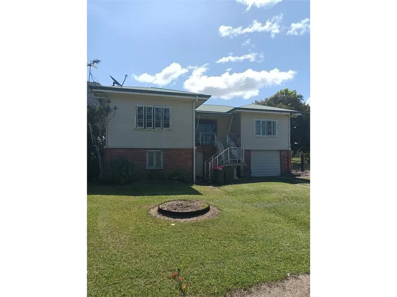 UNBEATABLE VALUE SOLID HOME ON TWO BLOCKS - ONLY $250k