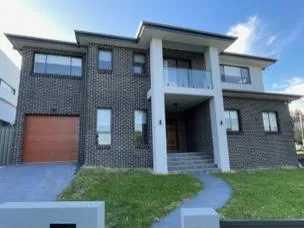 brand new 5 bedroom Duplux for rent
