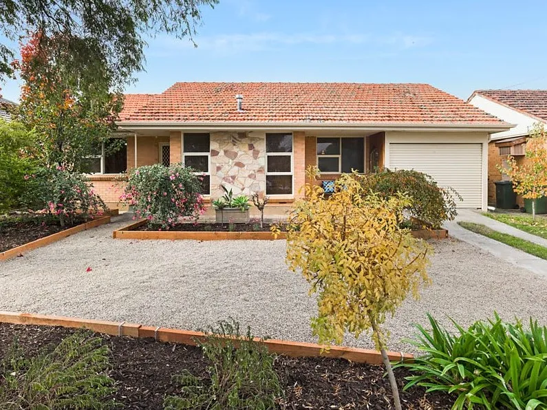 Stunning 3 Bedroom Home In Valley View