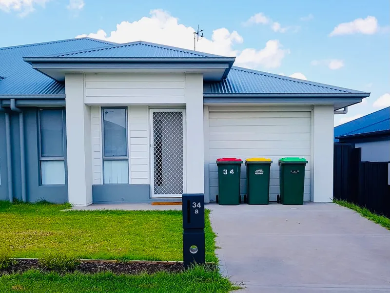 NEAR NEW GREAT LOCATION