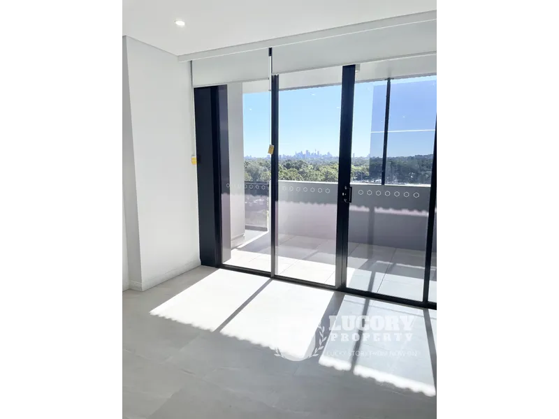 North Facing Luxury 2 Bed+Study | Study with Window Can Be Used As Third Room | Side by Side 2 Car Space | Garden View