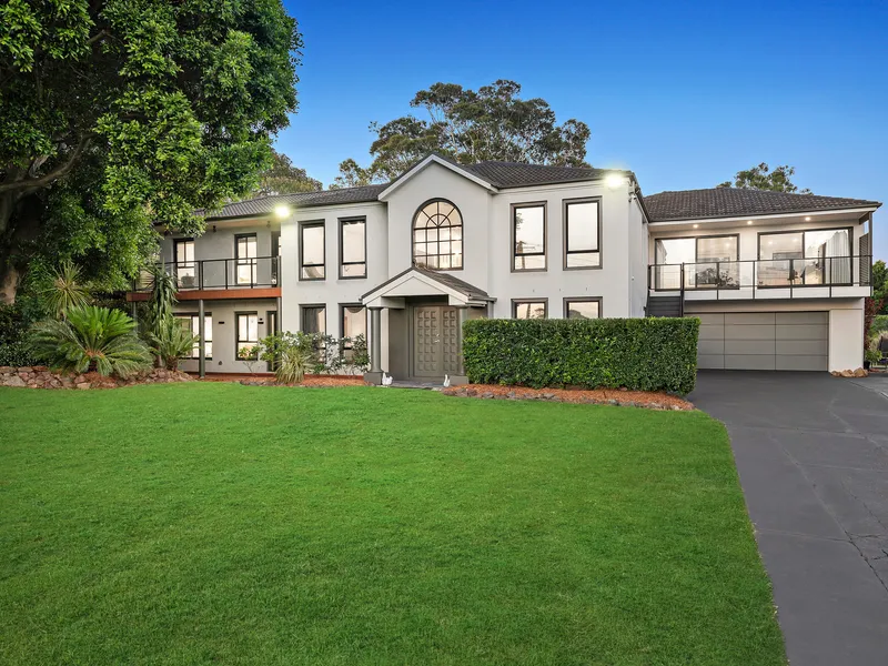 Rare Dual-Occupancy or Statement Family Home on a Triple-Title Landholding