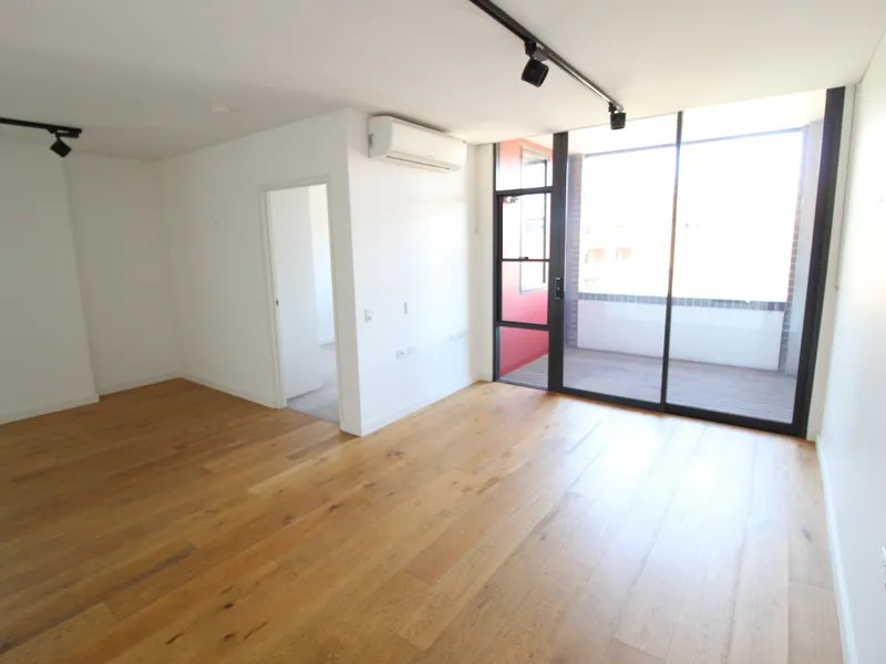 MODERN & CONVENIENT 1 BEDROOM IN ULTIMO!