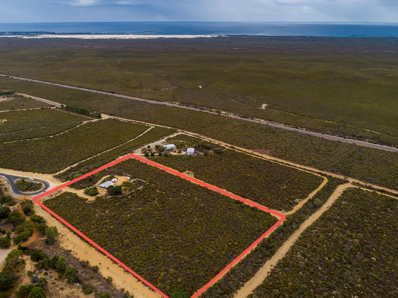 ACREAGE SANCTUARY WITH POTENTIAL OCEAN VIEWS