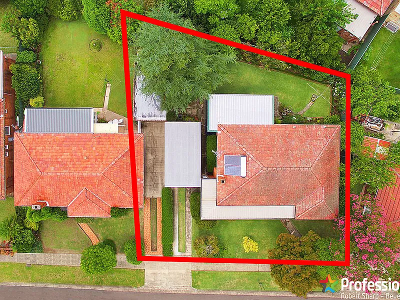 Massive 643.7m2 Block - 24.625m Frontage - Blue Ribbon Location - Prime Development Site (stca) - A World Of Opportunity Awaits...