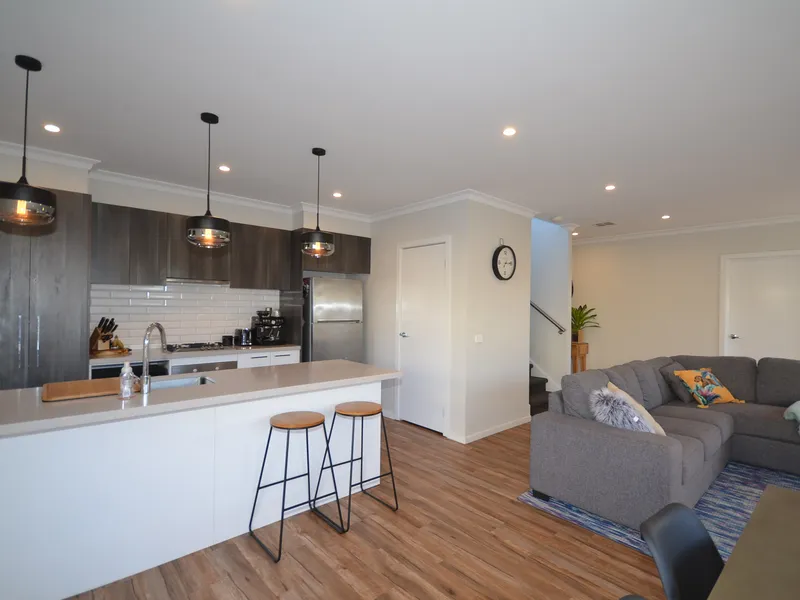 FULLY FURNISHED - AVAILABLE JANUARY 2022