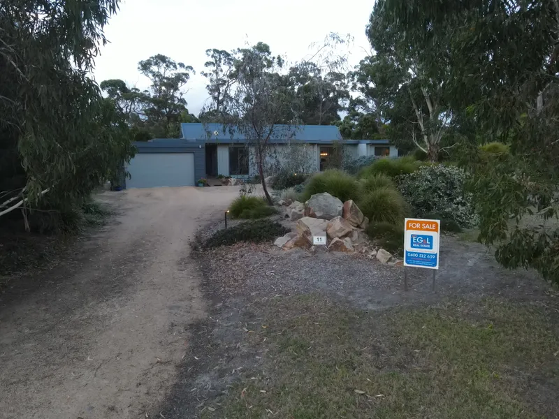 MAGNIFICENT IN MARLO