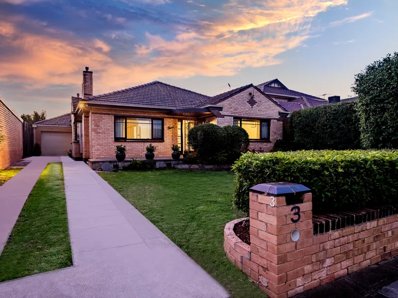 Family Space And Character In Coveted Strathmore