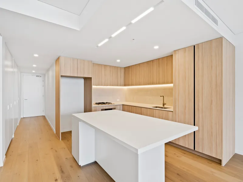 BRAND NEW LUXURY 2 BEDROOM APARTMENT!