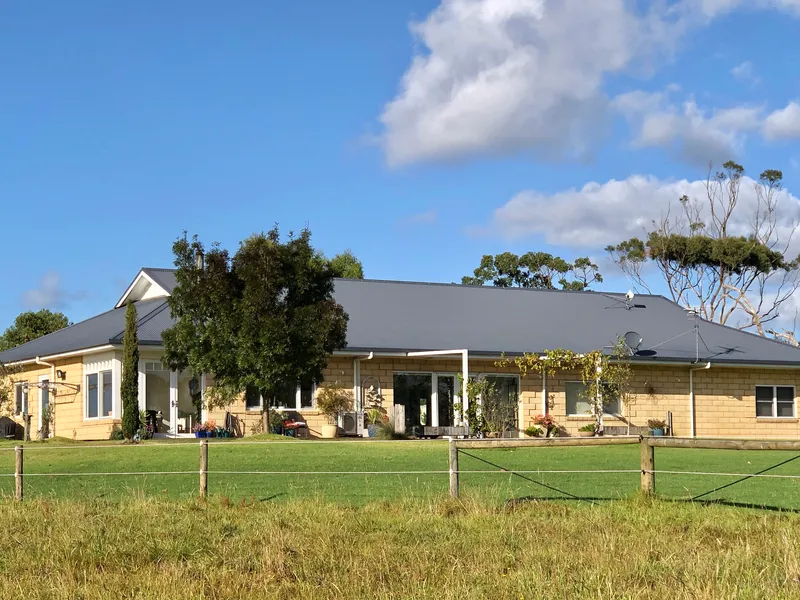 A SLICE OF RURAL PARADISE