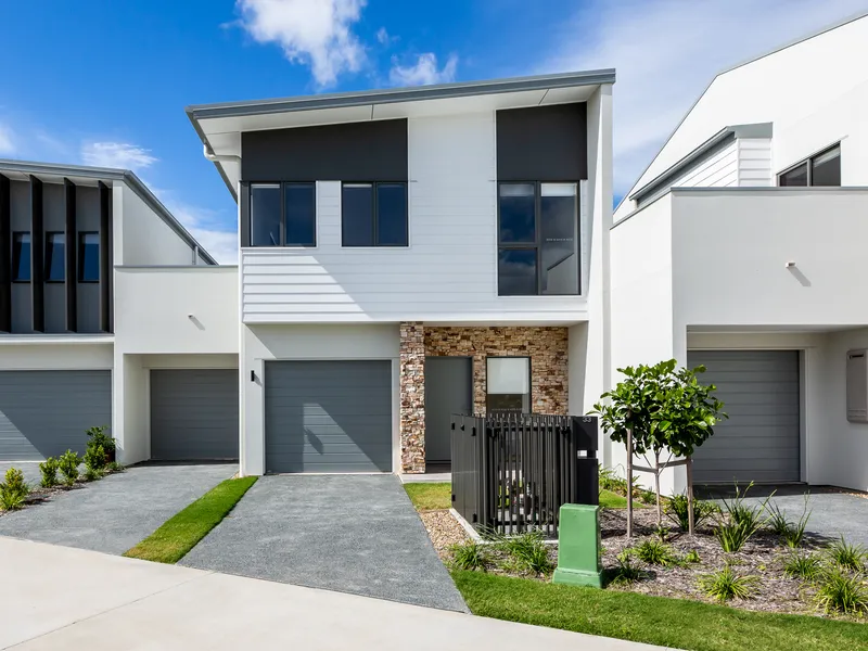 UNIQUE OPPORTUNITY - BRAND NEW SPACIOUS TOWNHOUSE + MARINA BERTH