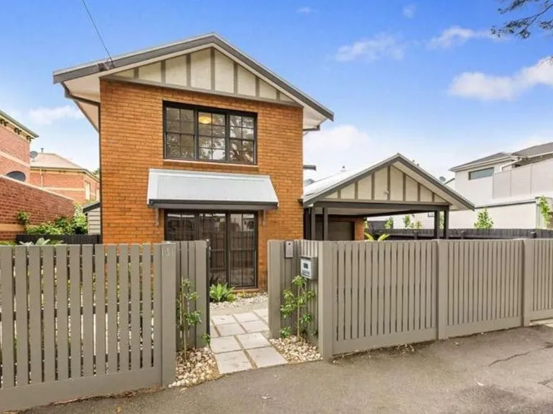 Four Bedroom Townhouse, Williamstown