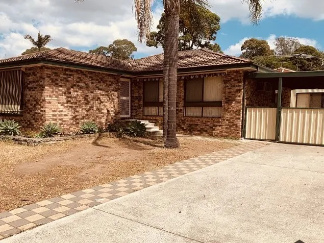Family home with lots of outdoor space!