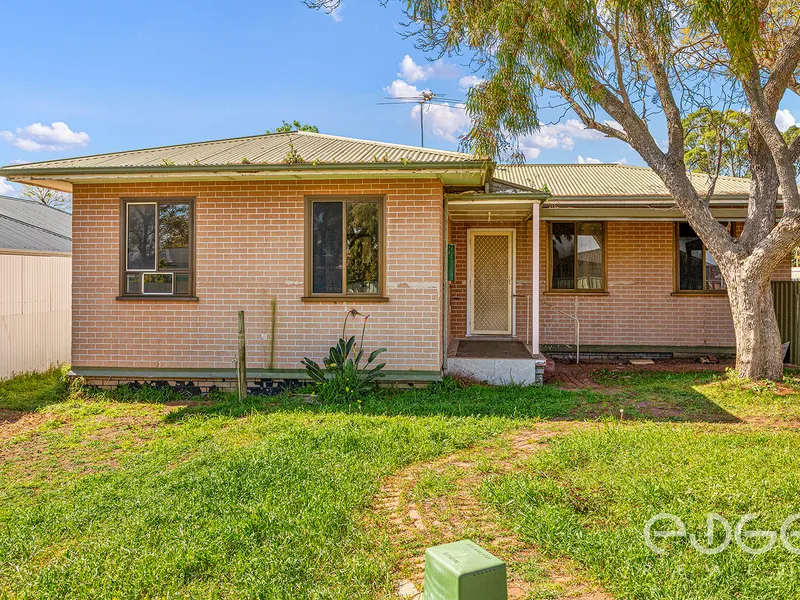 Charm, Convenience and Easy Living!