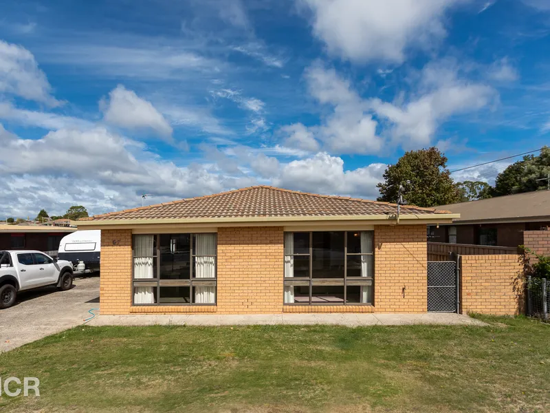 SPACIOUS FAMILY HOME