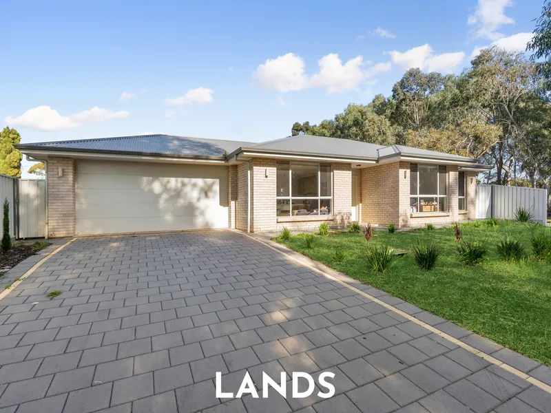 Lovely Courtyard Home Across From Little Para Linear Park