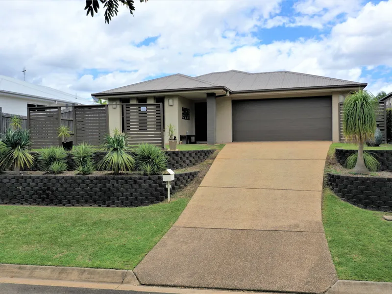 STUNNING MODERN BRICK FAMILY HOME IN GREAT AREA