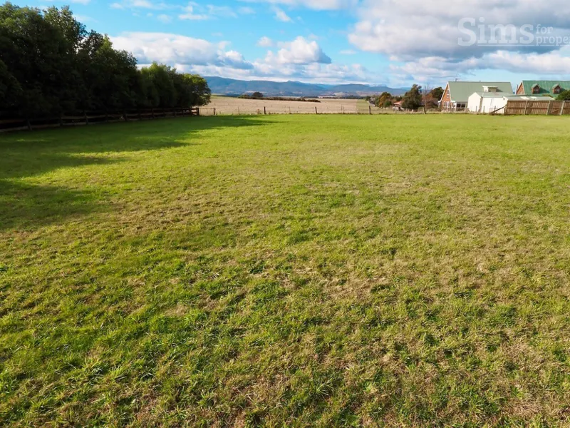 Opportunity for your Dream Home in Popular Evandale