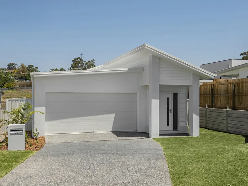 Brand New Home with a huge backyard!!!