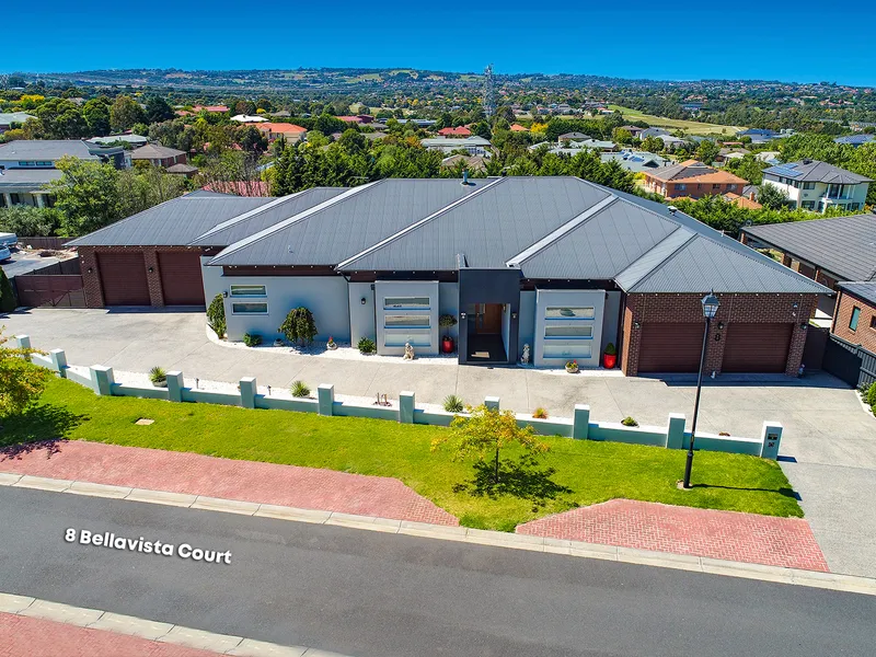 Endless Luxury - in Narre Warren North