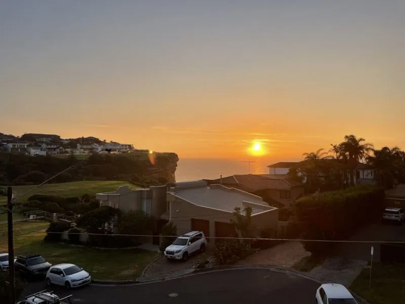 Light-filled aparment with water & park views