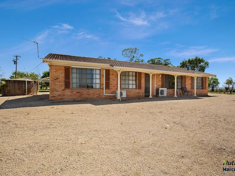 Country living approximately 40kms from Inverell