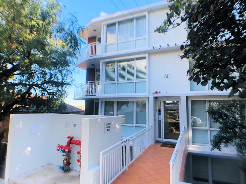 Bright, Modern and Furnished 2 Bedroom Unit! 