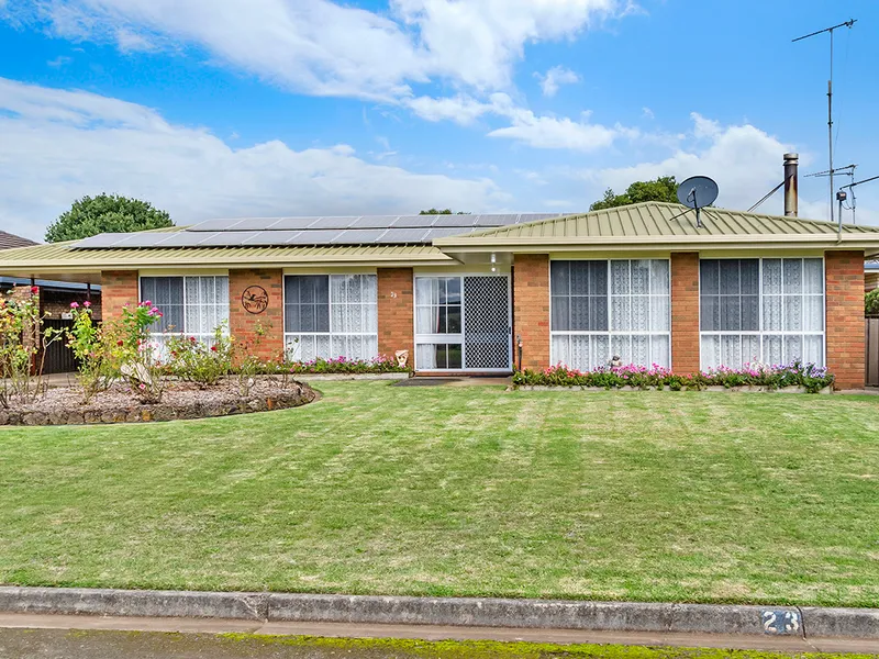 Quality Home In Desirable Cameron Street