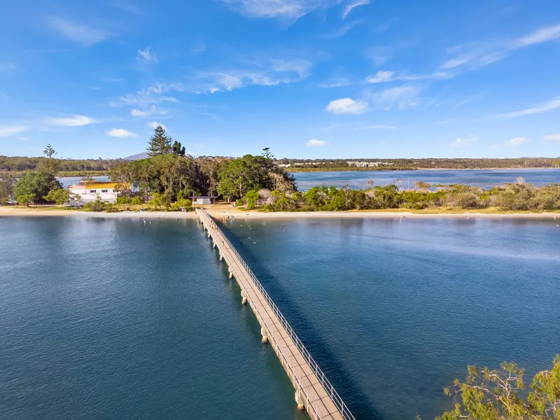 Brand New Maroochy River dream home