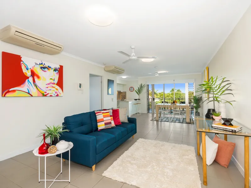 TAKE ADVANTAGE OF LIVING 7 MINUTES WALK FROM THE CBD