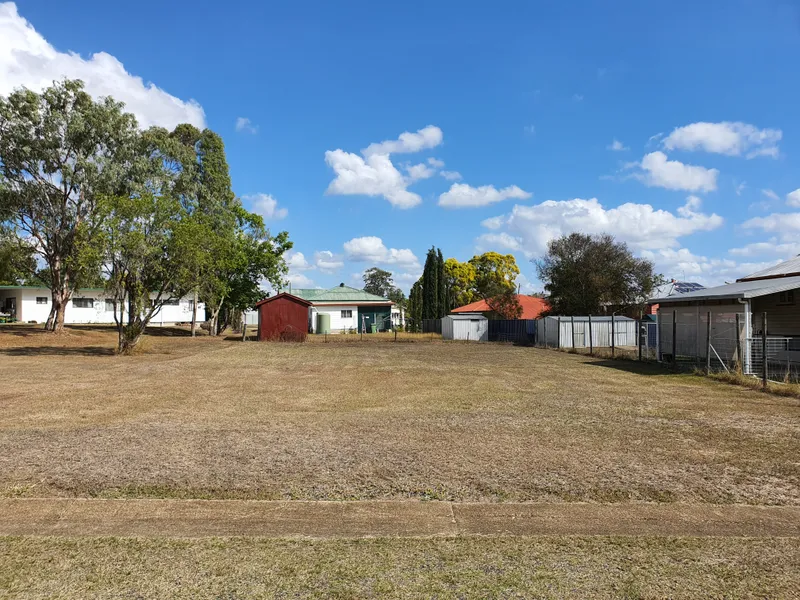 Flat Block Close to CBD