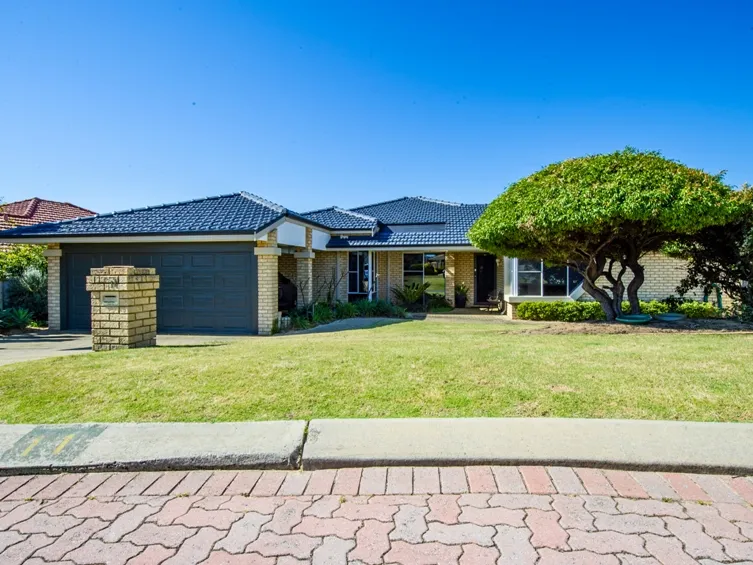 IMMACULATELY PRESENTED HOME $890,000