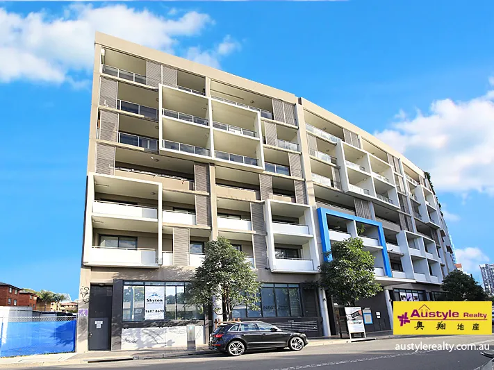 TOP LOCATION 2 BEDROOMS APARTMENT WITH CITY VIEW!