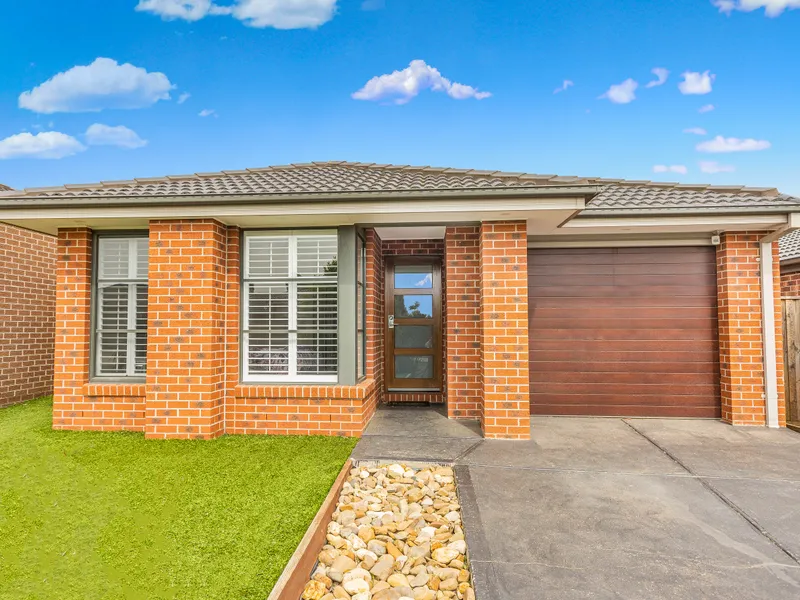 CONTEMPORARY FAMILY HOME IN GREAT LOCATION **GRAND OPENING SATURDAY 17TH APRIL**